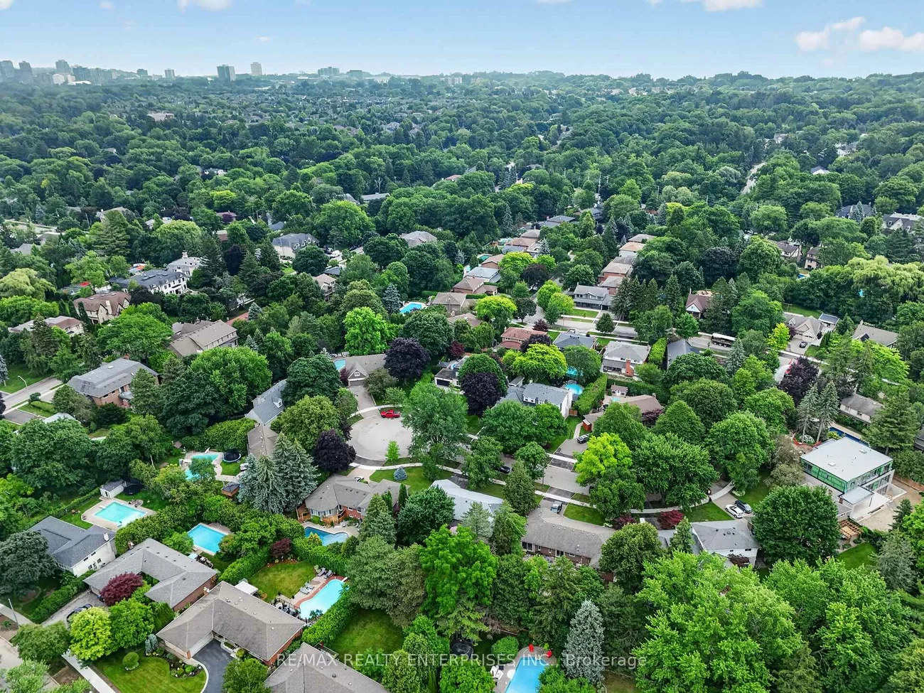 975, Cresthampton, Lorne Park, Mississauga