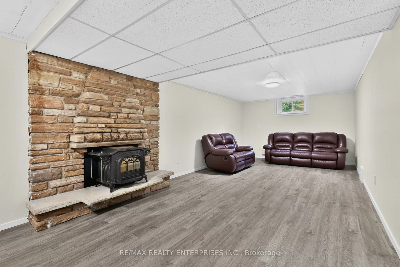 975, Cresthampton, Lorne Park, Mississauga