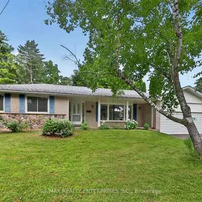 975, Cresthampton, Lorne Park, Mississauga