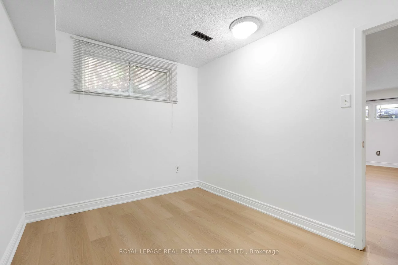 3192, Windwood, Meadowvale, Mississauga