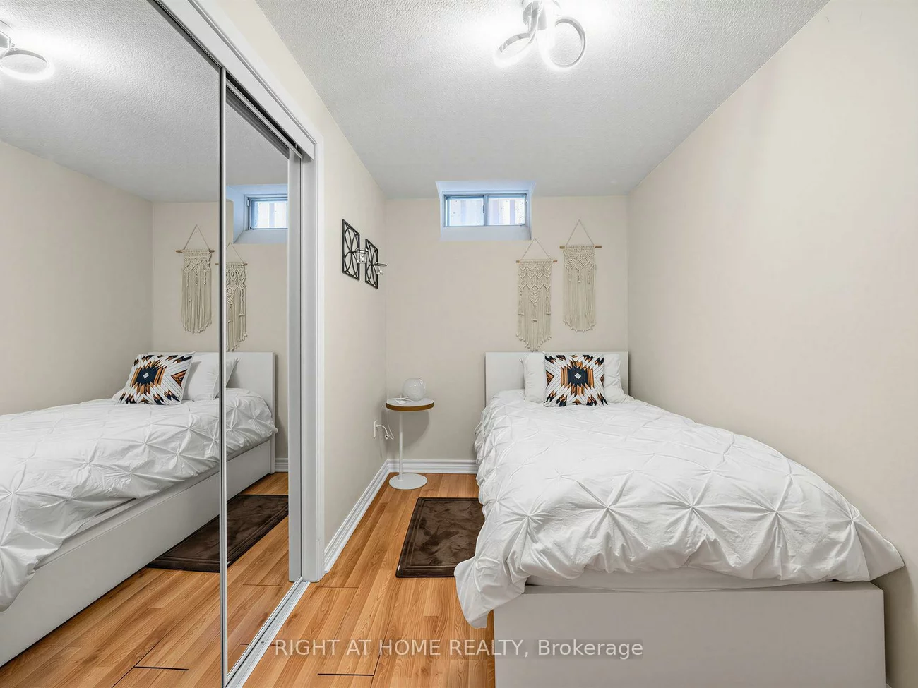 4236, Credit Pointe, East Credit, Mississauga