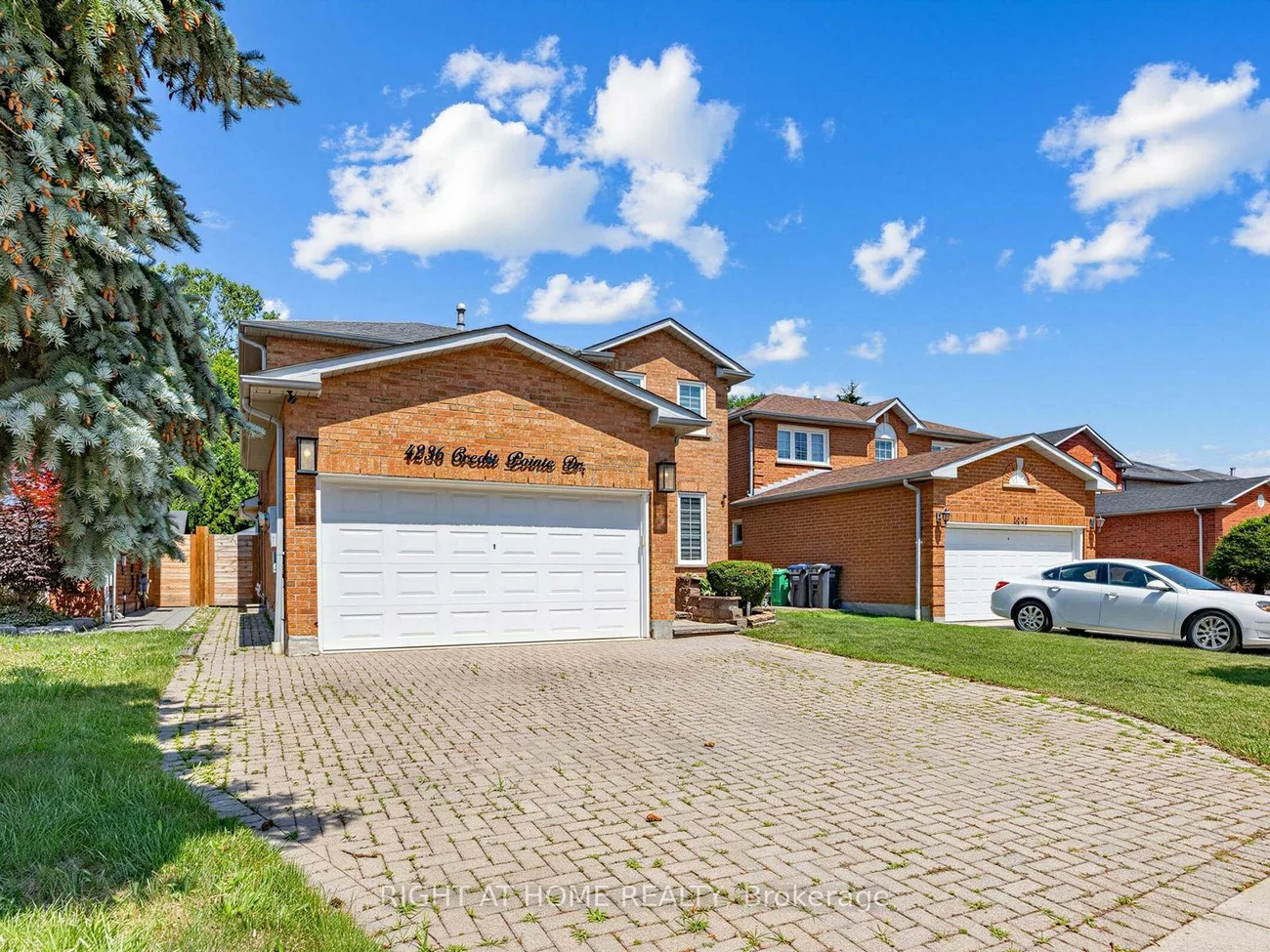 4236, Credit Pointe, East Credit, Mississauga