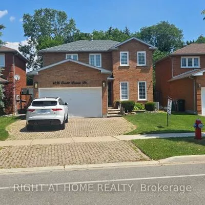 4236, Credit Pointe, East Credit, Mississauga