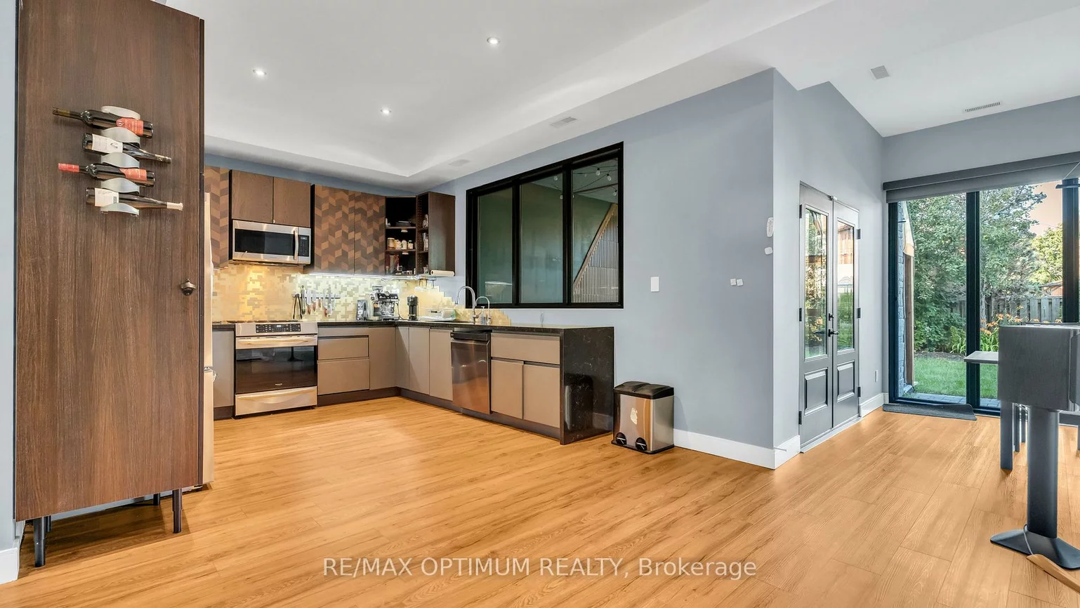 644, Roselaire, Hurontario, Mississauga