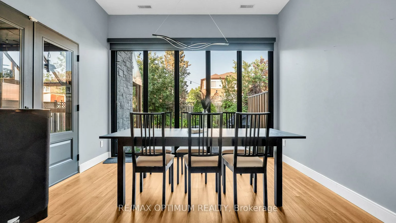 644, Roselaire, Hurontario, Mississauga