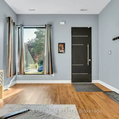 644, Roselaire, Hurontario, Mississauga