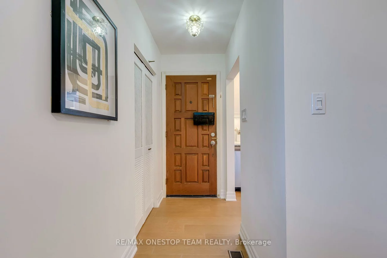 1514, Swanage, Clarkson, Mississauga