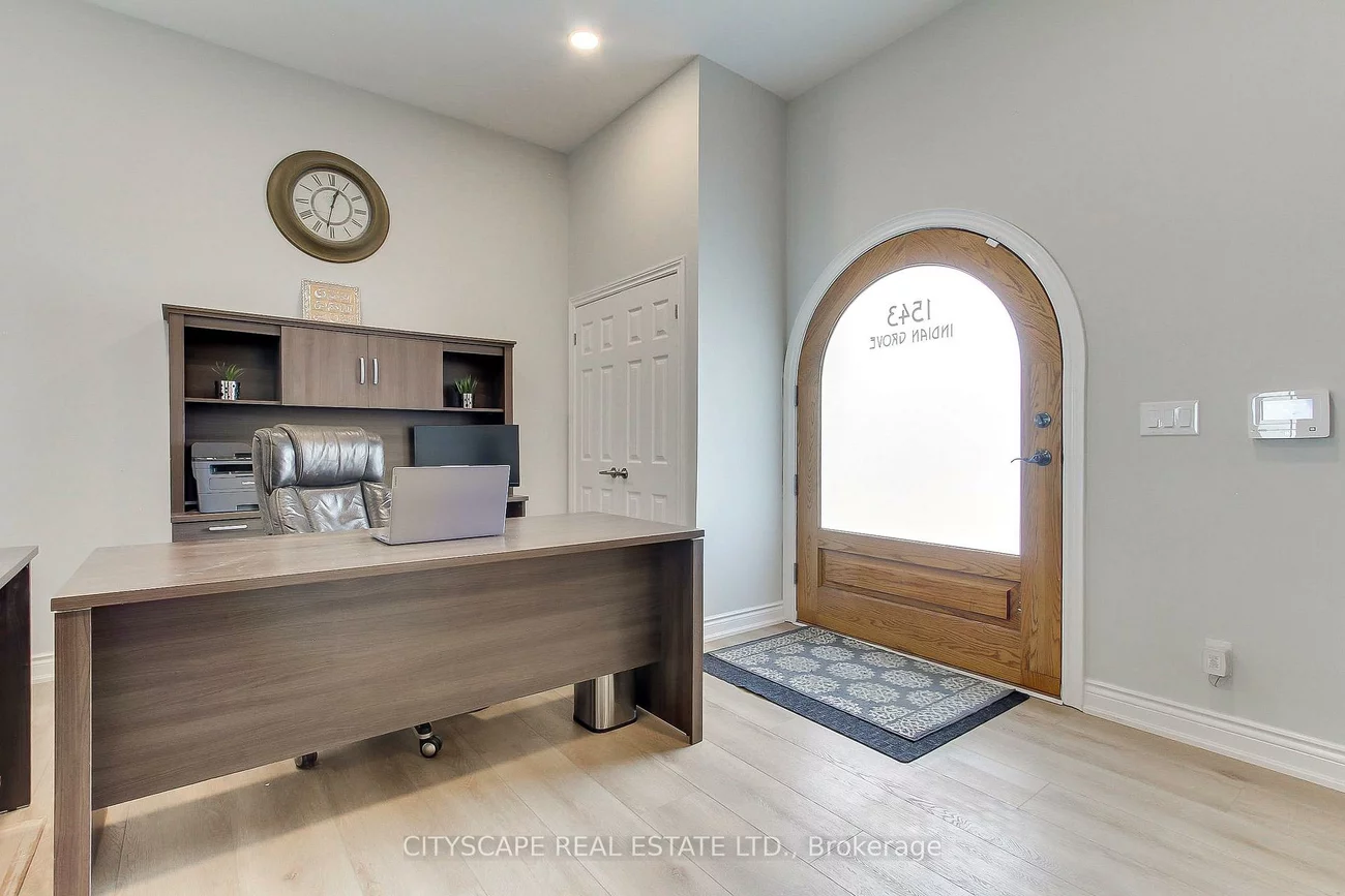 1543, Indian, Lorne Park, Mississauga