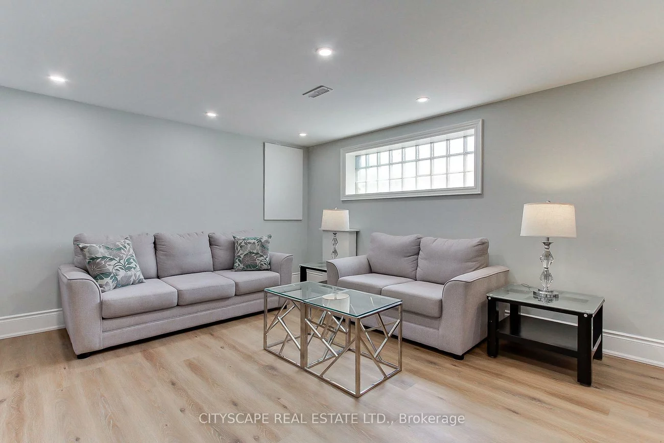 1543, Indian, Lorne Park, Mississauga