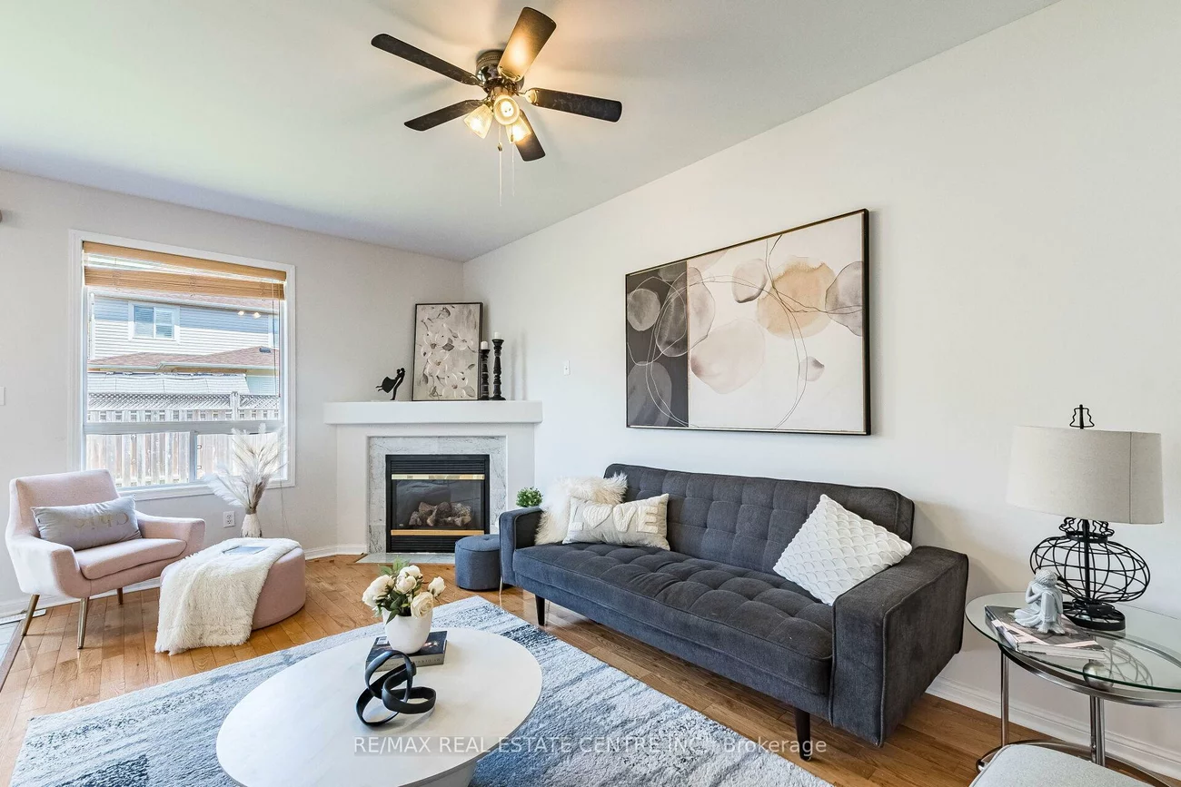 5981, Couples, East Credit, Mississauga