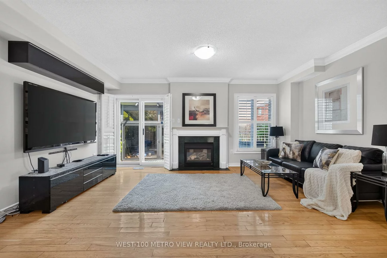 748, Summer Park, Fairview, Mississauga