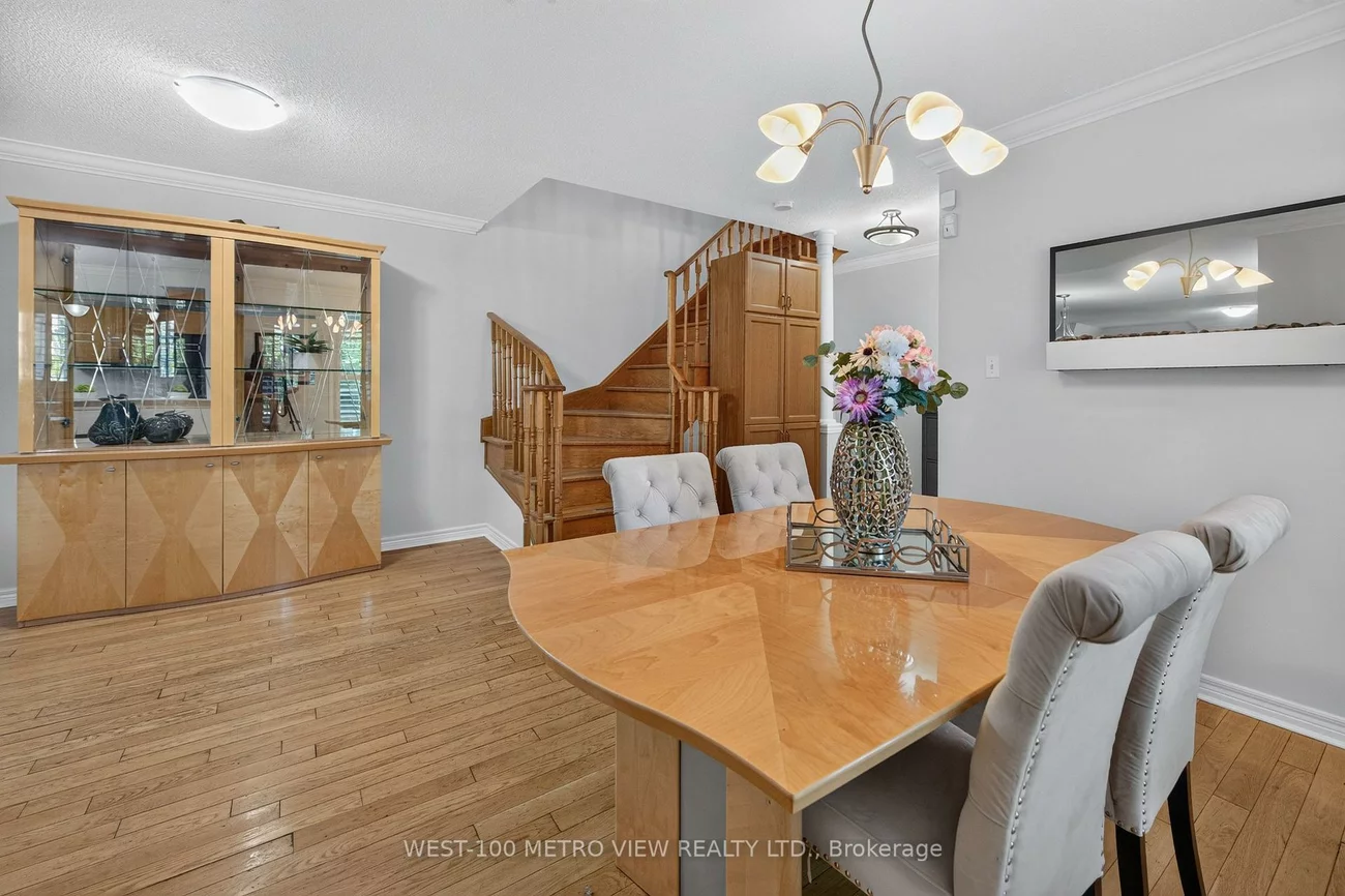 748, Summer Park, Fairview, Mississauga