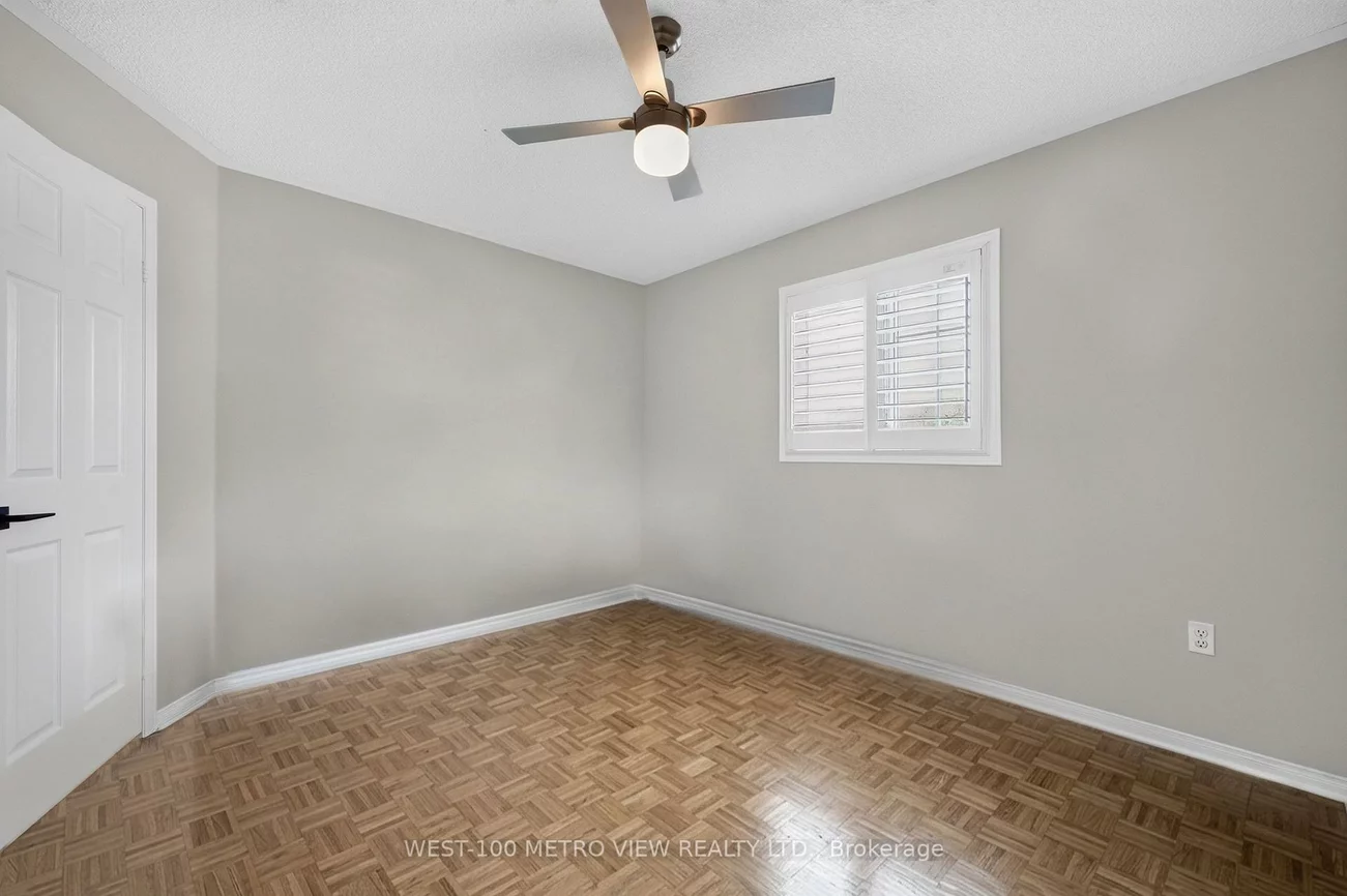 748, Summer Park, Fairview, Mississauga