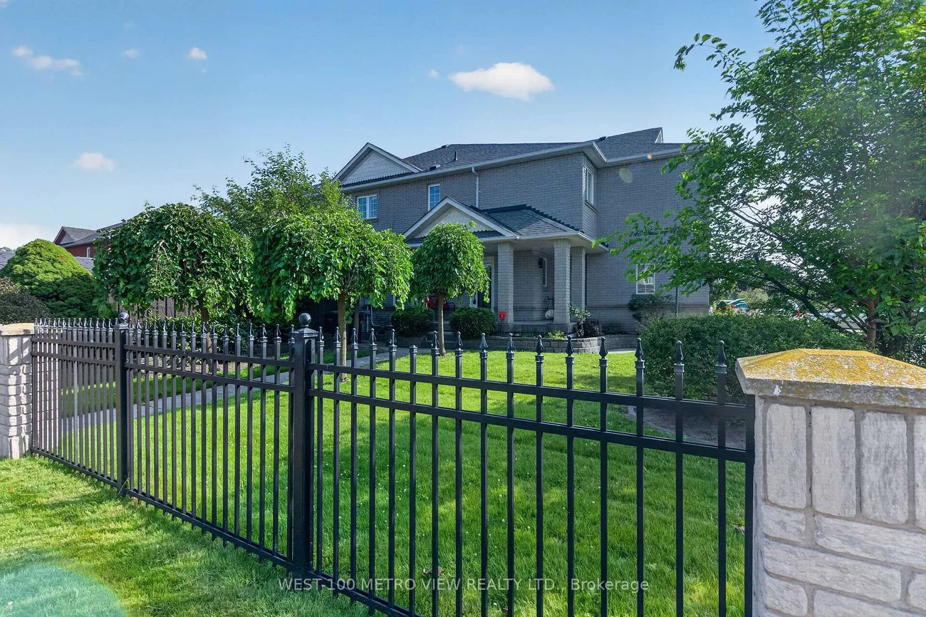 748, Summer Park, Fairview, Mississauga