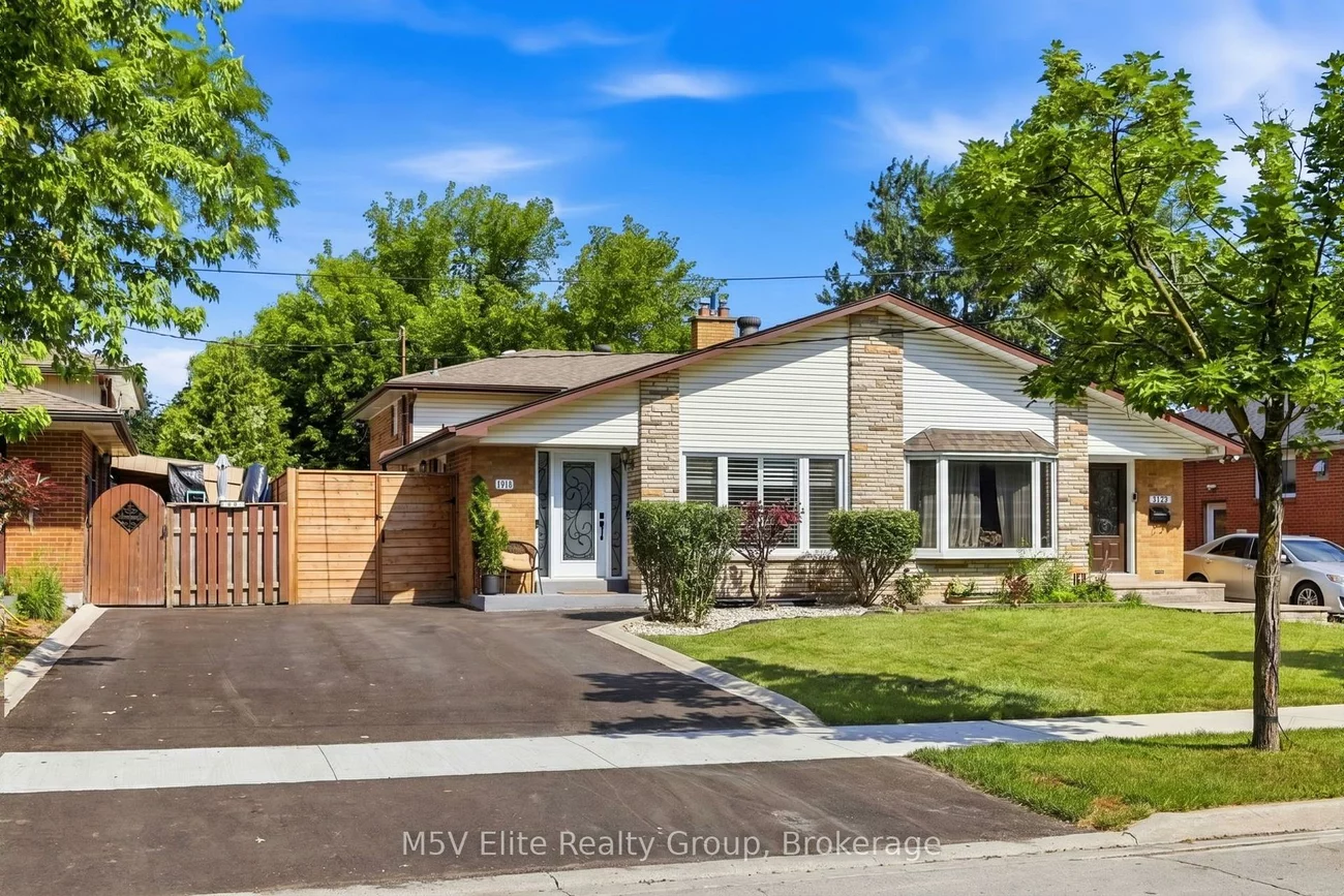 1171, Gripsholm, Applewood, Mississauga