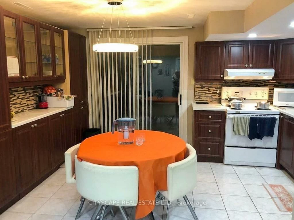 5259, Astwell, Hurontario, Mississauga