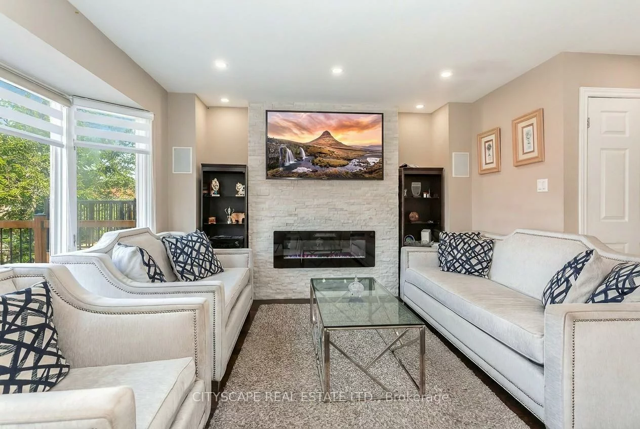 5259, Astwell, Hurontario, Mississauga