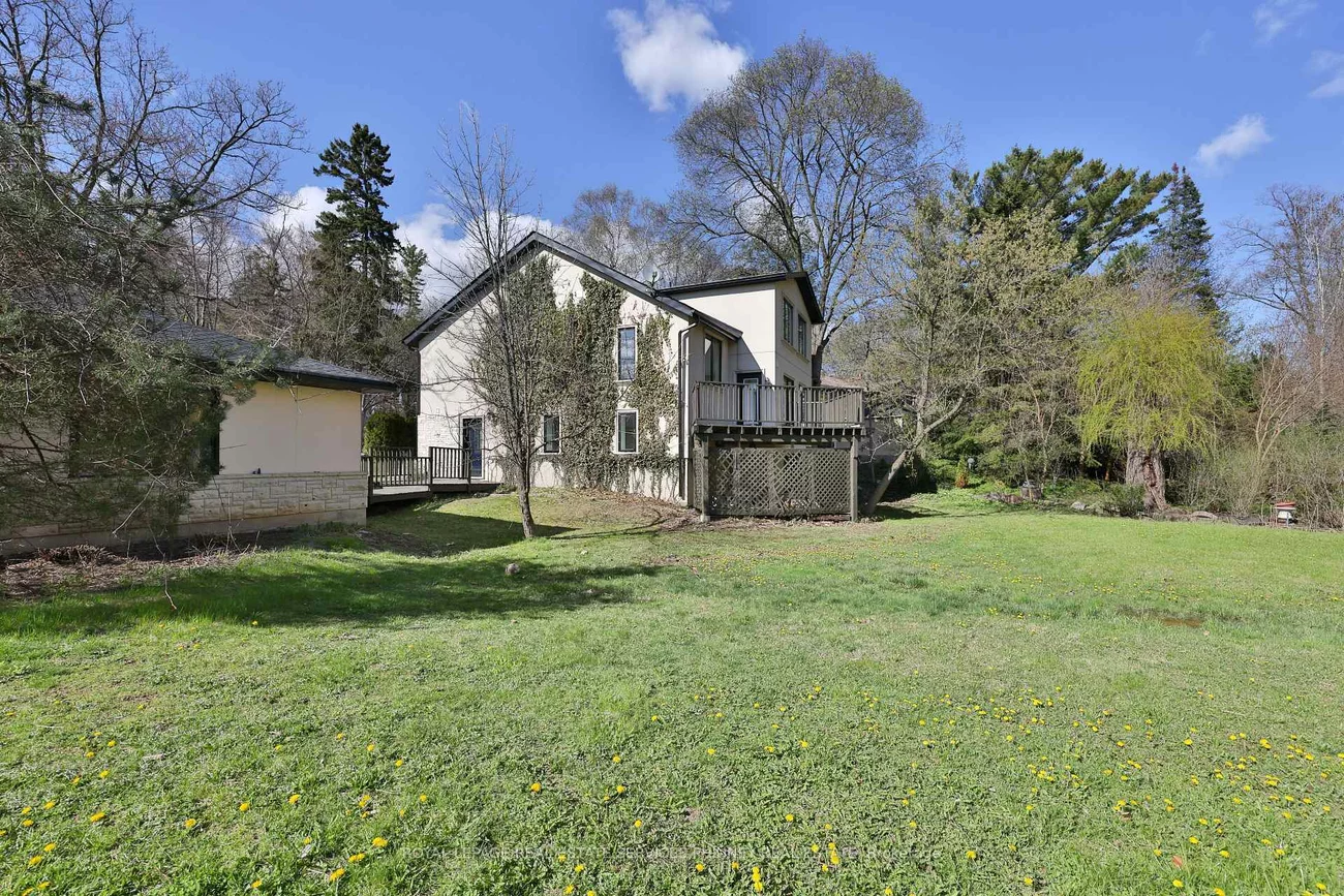 1340, Contour, Clarkson, Mississauga