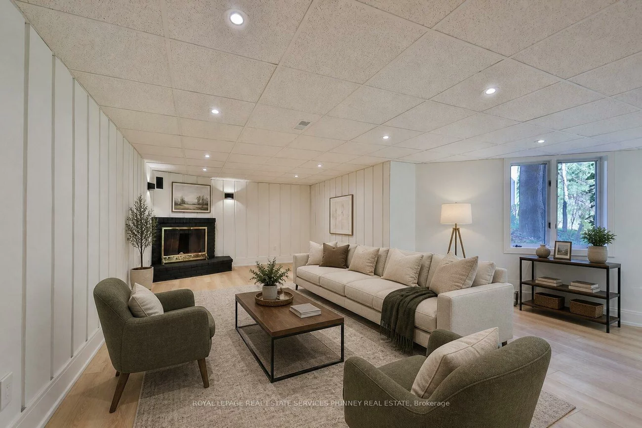 1340, Contour, Clarkson, Mississauga