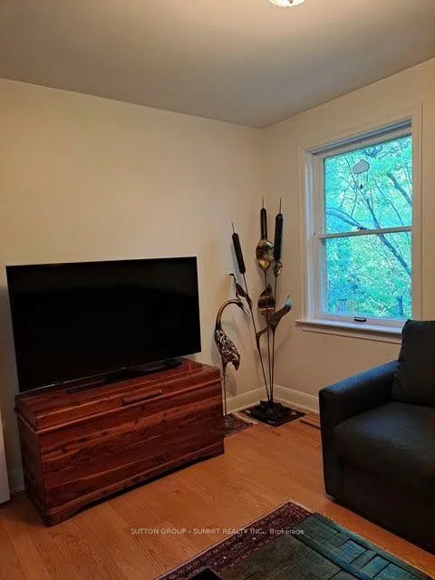 25, ARCH, Streetsville, Mississauga
