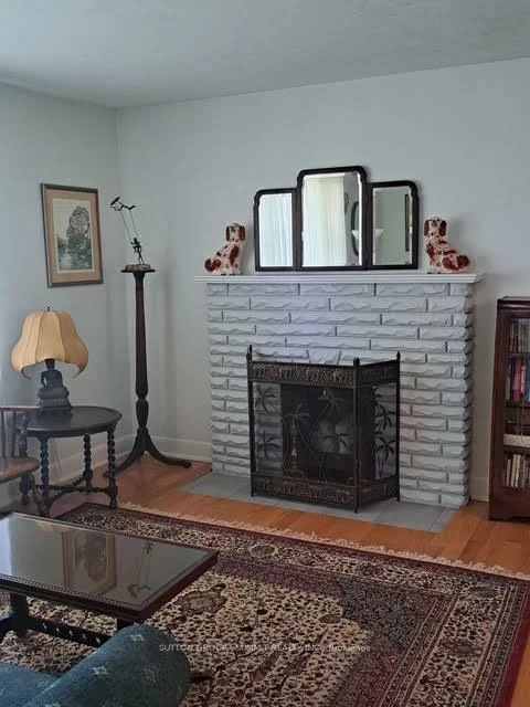 25, ARCH, Streetsville, Mississauga