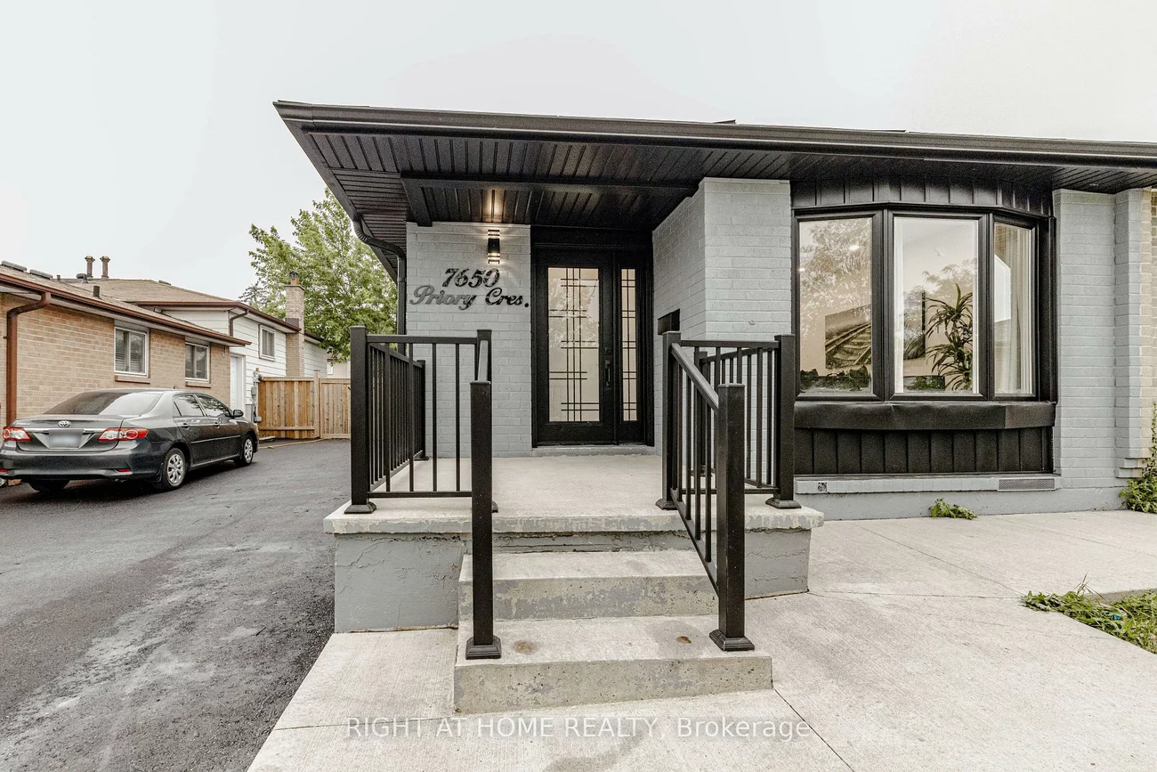 7650, Priory, Malton, Mississauga