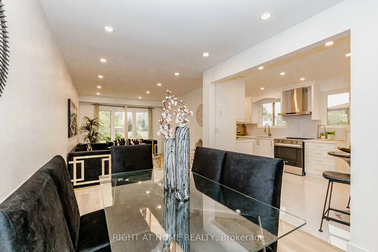 7650, Priory, Malton, Mississauga