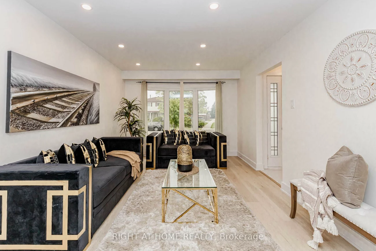 7650, Priory, Malton, Mississauga