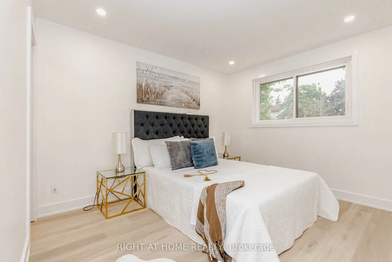 7650, Priory, Malton, Mississauga