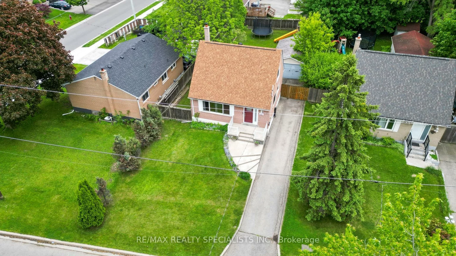 3392, Sonja, Malton, Mississauga