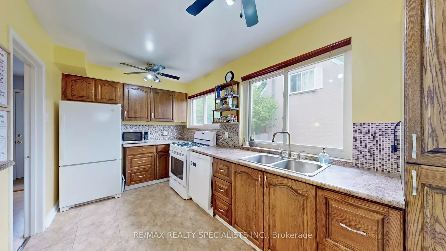 3392, Sonja, Malton, Mississauga