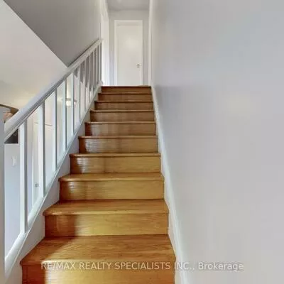 3392, Sonja, Malton, Mississauga