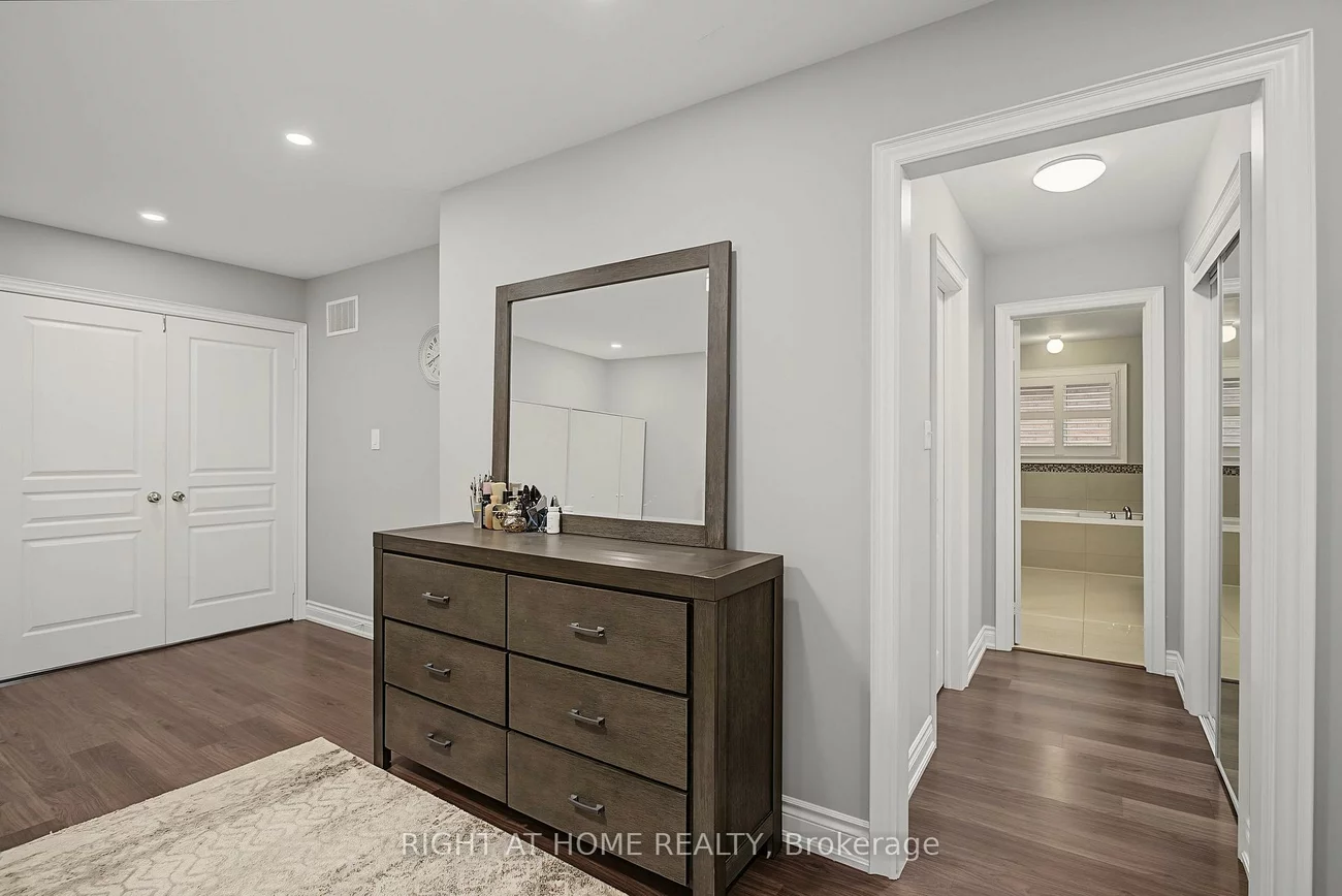 3190, Southwind, Churchill Meadows, Mississauga