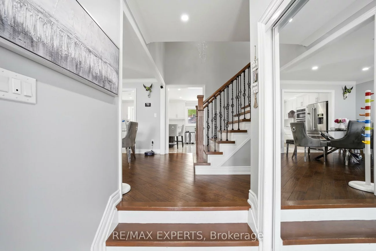 3656, Sawmill Valley, Erin Mills, Mississauga