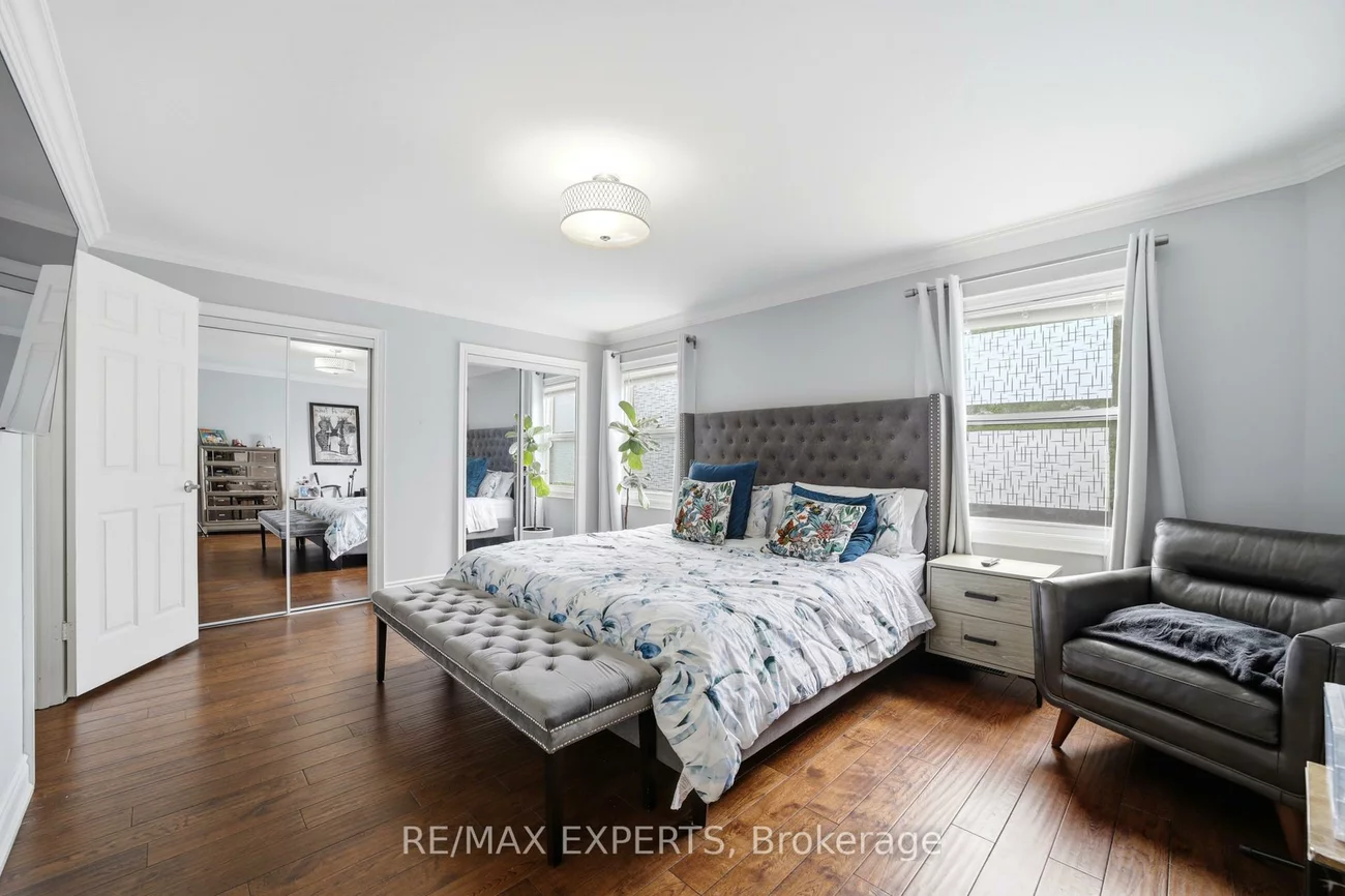 3656, Sawmill Valley, Erin Mills, Mississauga