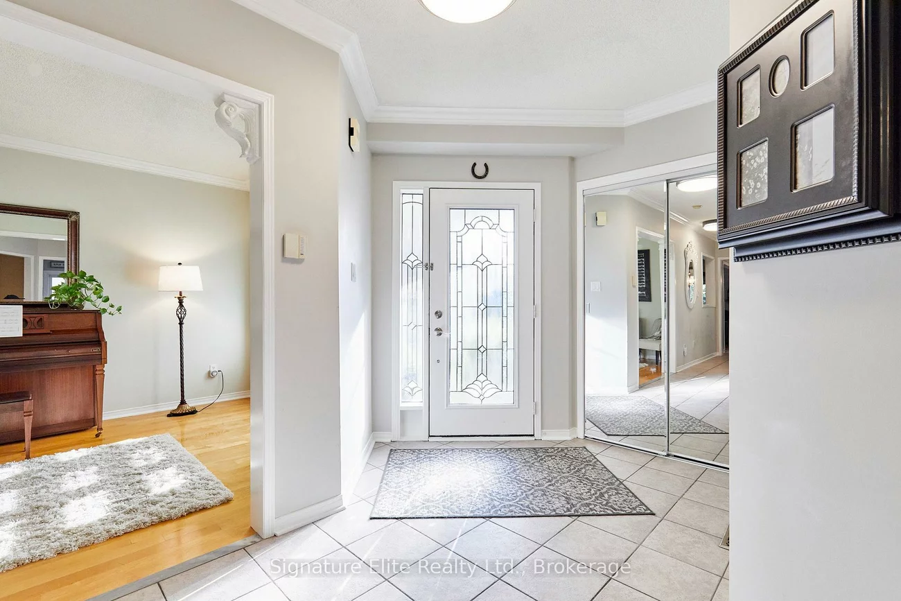 954, Mantle, East Credit, Mississauga