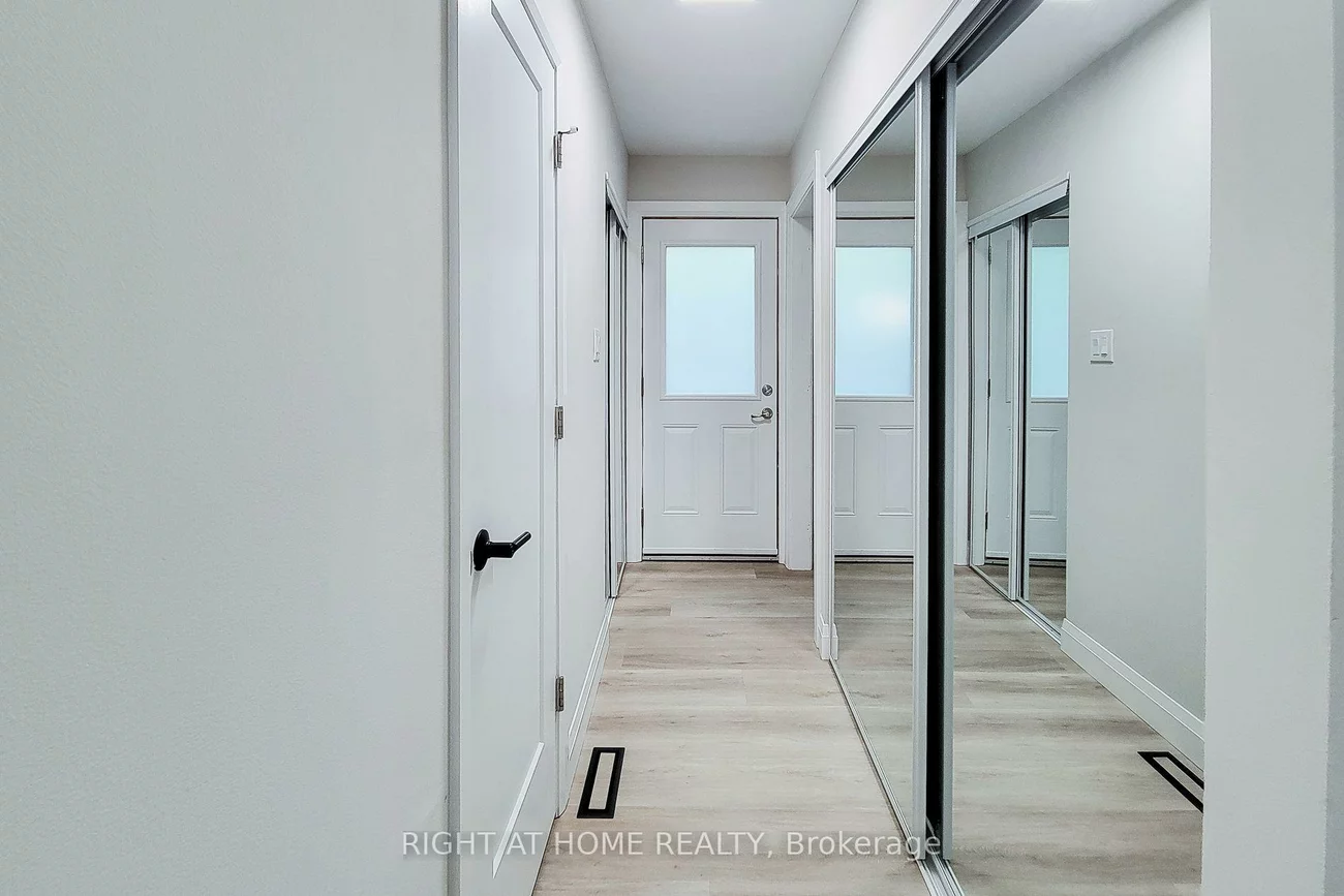3574, Autumnleaf, Erin Mills, Mississauga