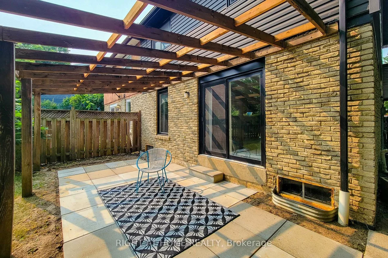 3574, Autumnleaf, Erin Mills, Mississauga