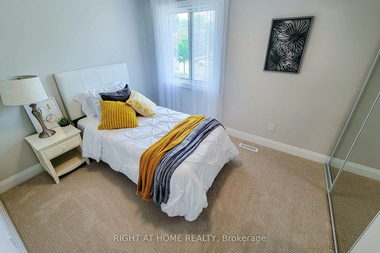 3574, Autumnleaf, Erin Mills, Mississauga