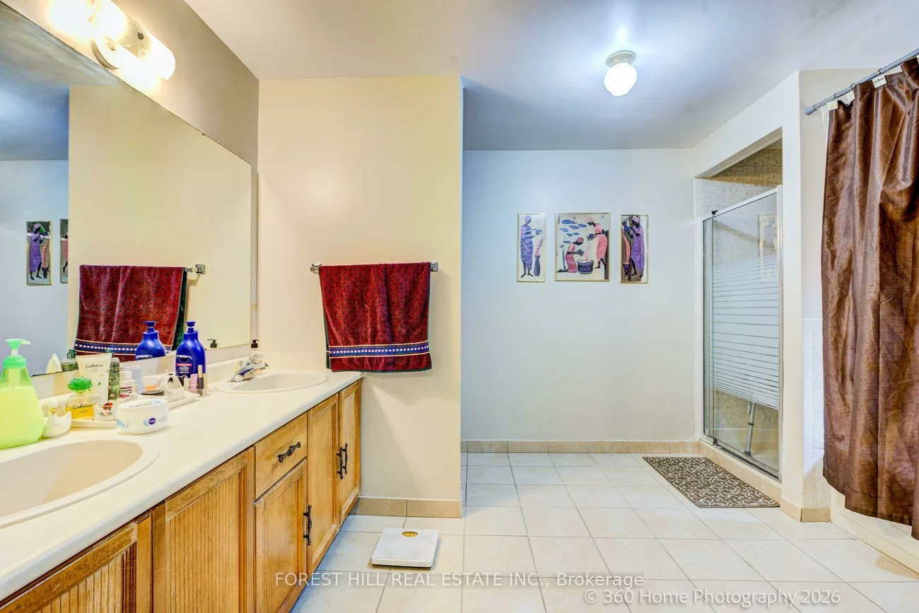3679, Loyalist, Erin Mills, Mississauga