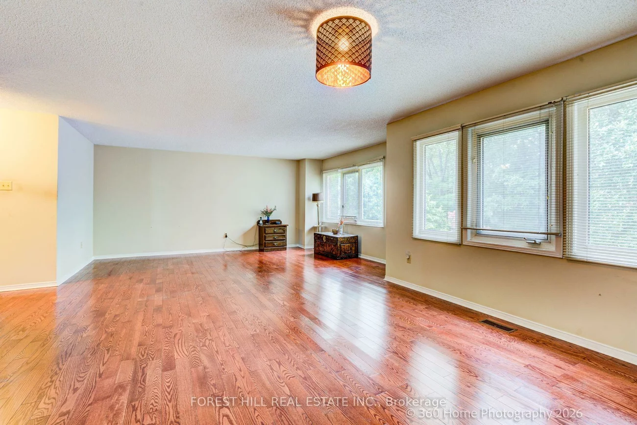 3679, Loyalist, Erin Mills, Mississauga