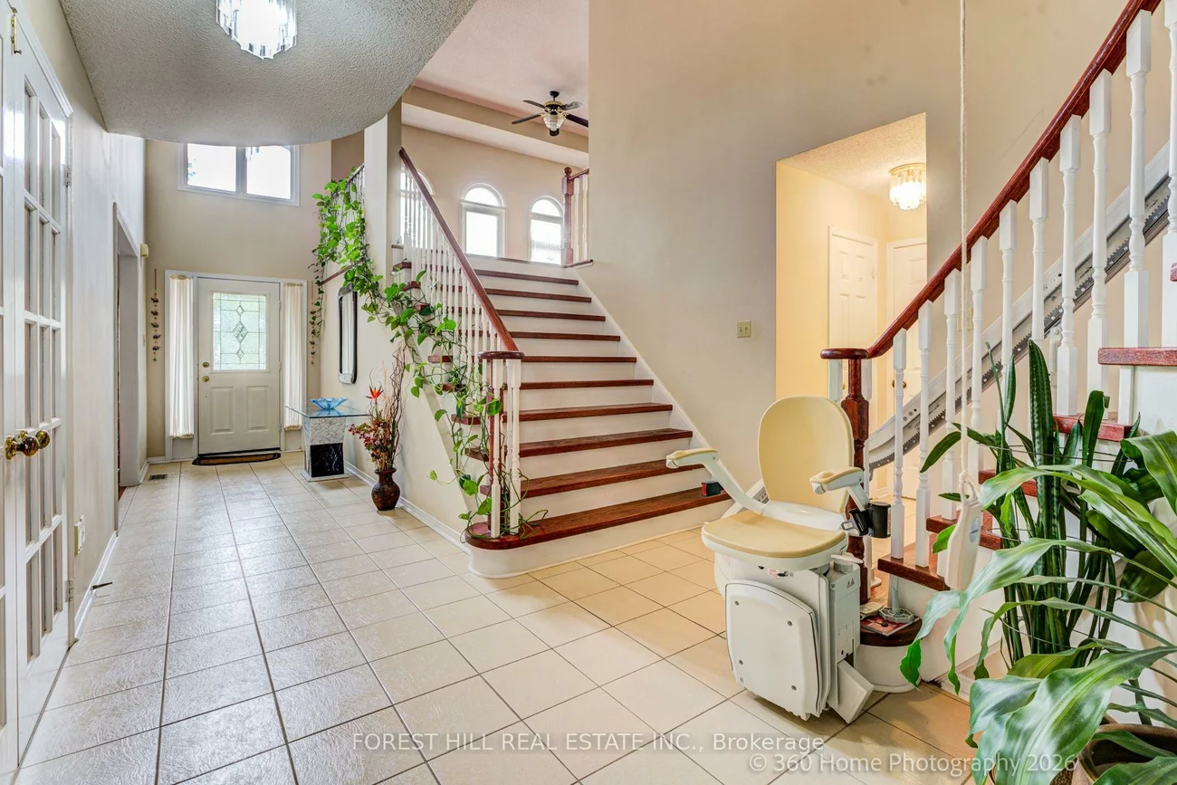 3679, Loyalist, Erin Mills, Mississauga