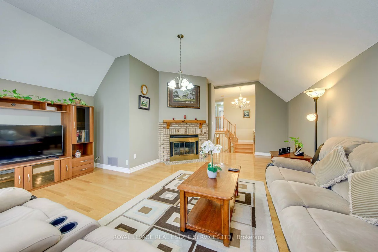 3364, Ingram, Erin Mills, Mississauga