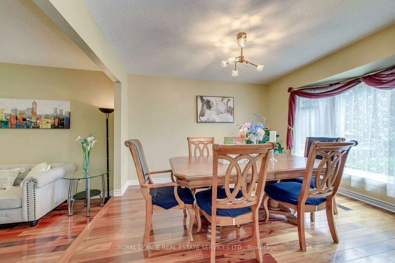 3364, Ingram, Erin Mills, Mississauga
