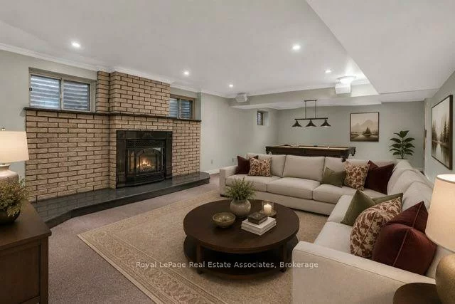 2529, Claymore, Erindale, Mississauga
