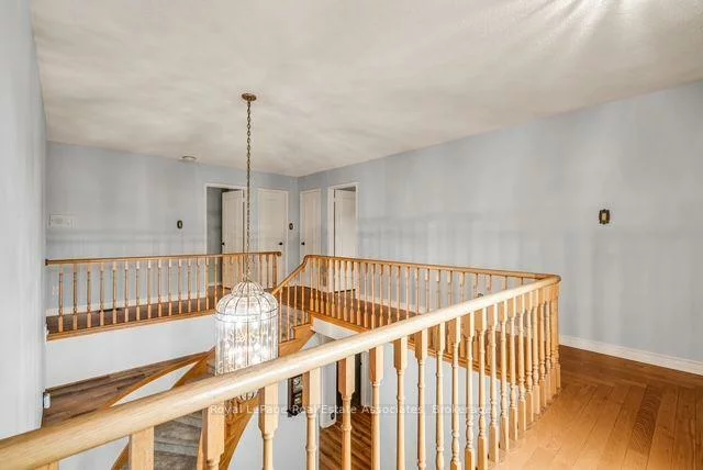 2529, Claymore, Erindale, Mississauga