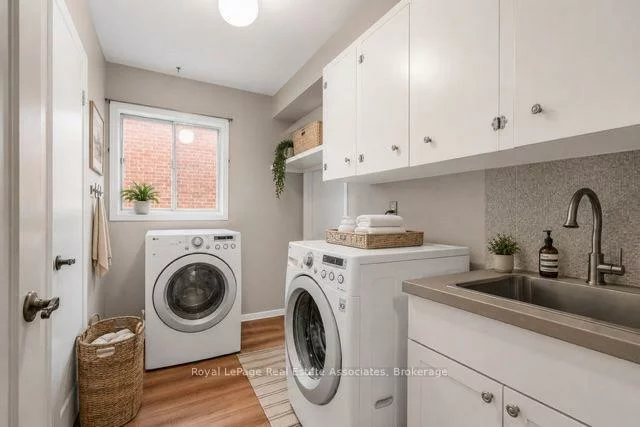 2529, Claymore, Erindale, Mississauga