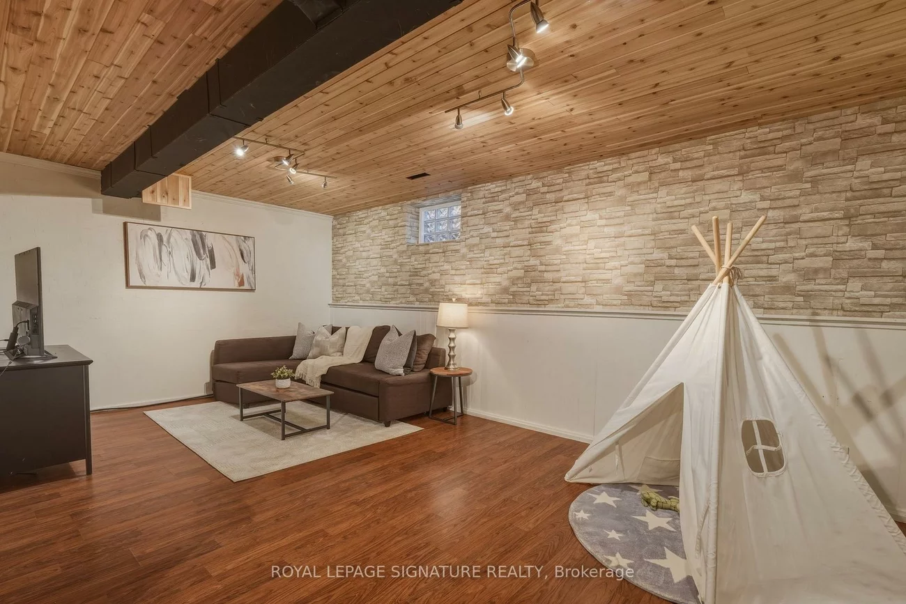 1843, Stonepath, Applewood, Mississauga