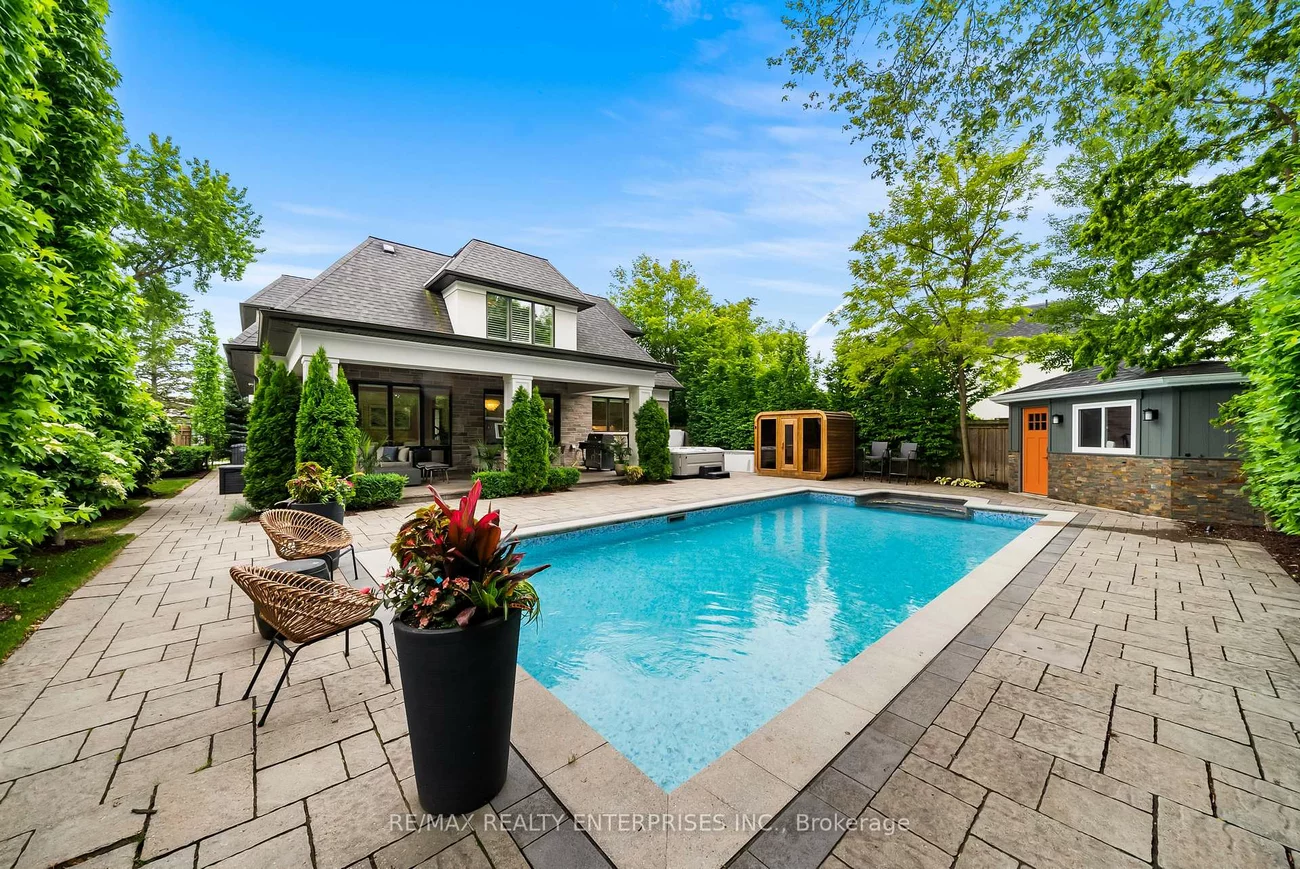 363, Niar, Mineola, Mississauga
