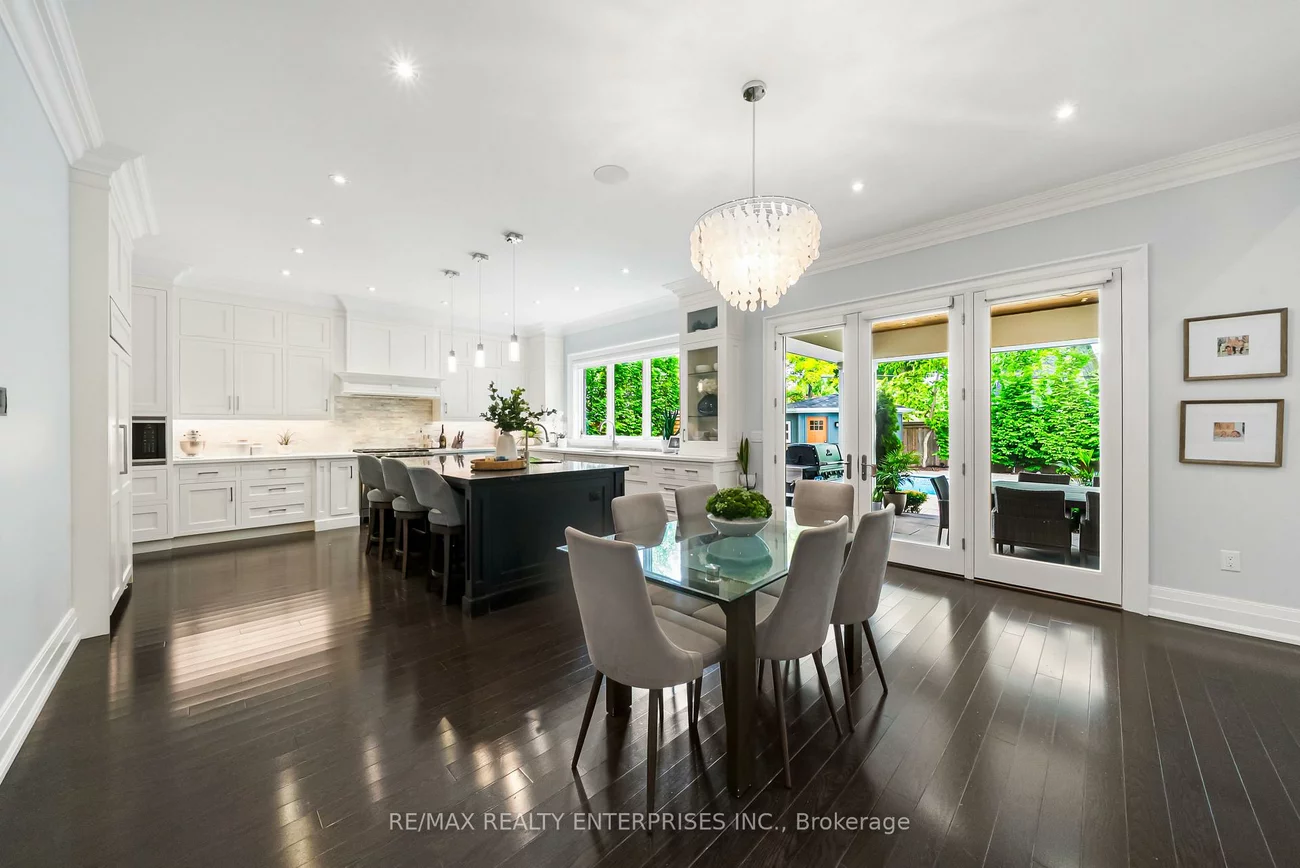 363, Niar, Mineola, Mississauga